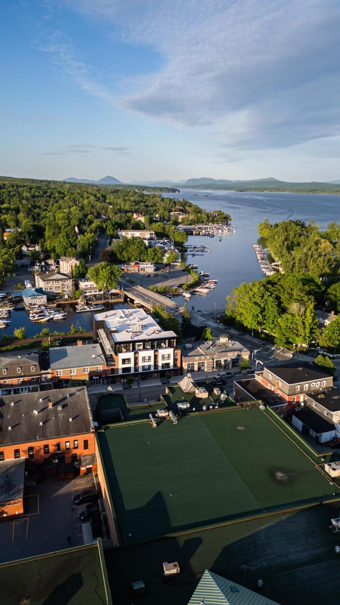 Hotel - Experience - Quartier Des Marinas Magog Luaran gambar